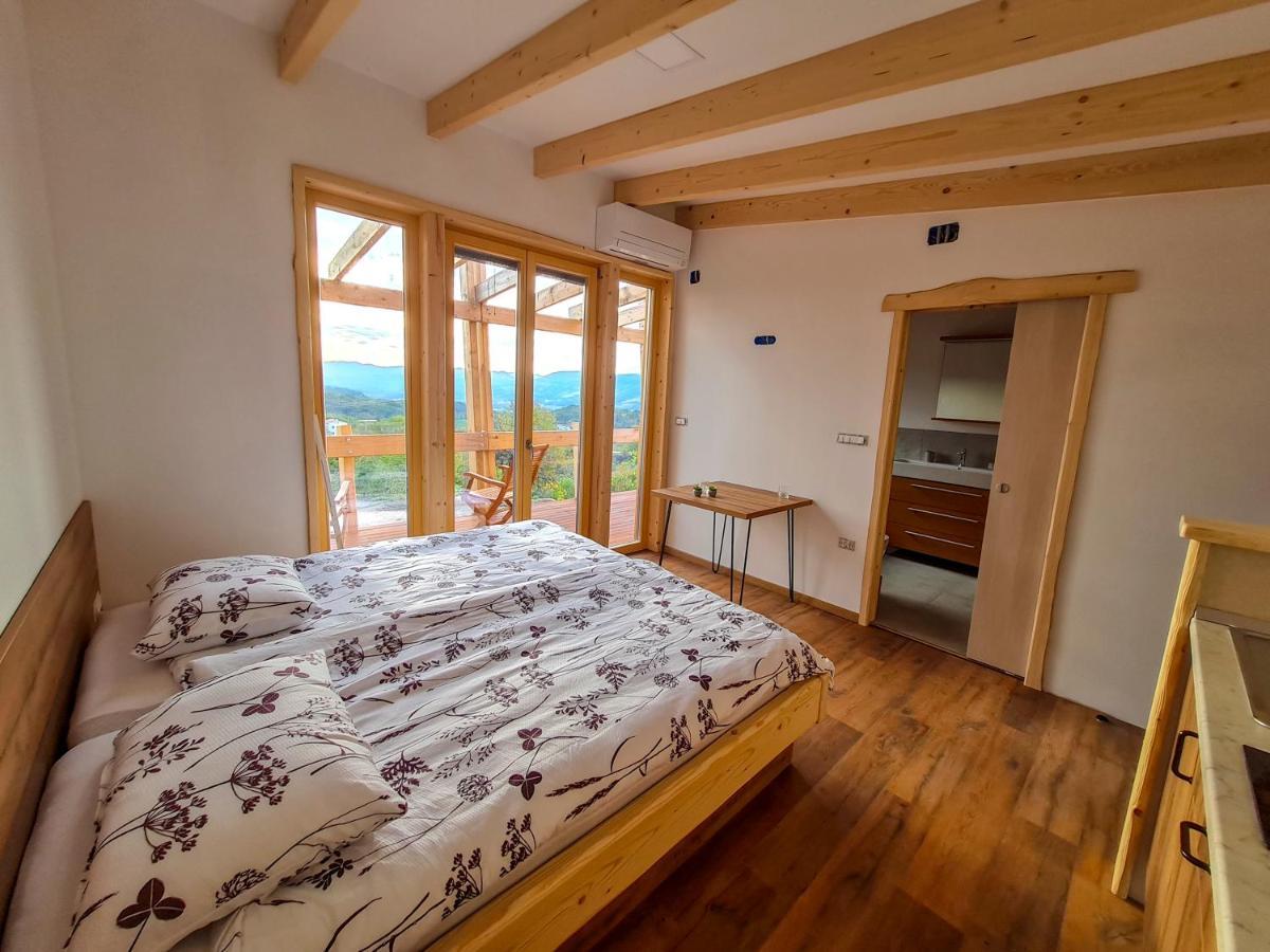 Panorama Glamping Vipavska Dolina Apartment Dobravlje ภายนอก รูปภาพ