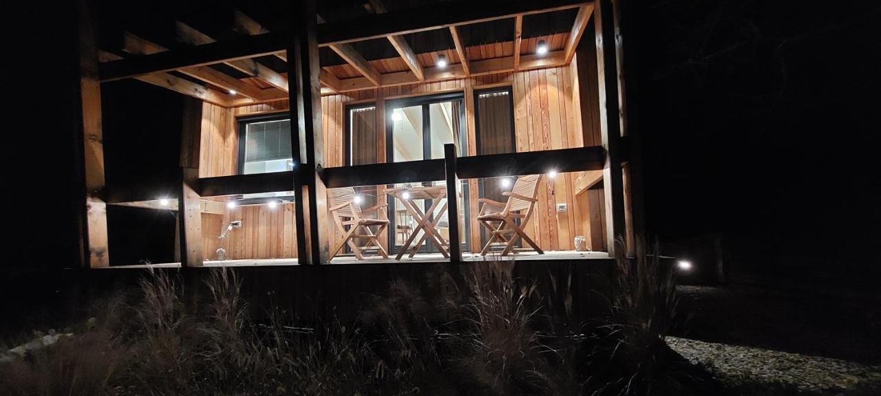 Panorama Glamping Vipavska Dolina Apartment Dobravlje ภายนอก รูปภาพ