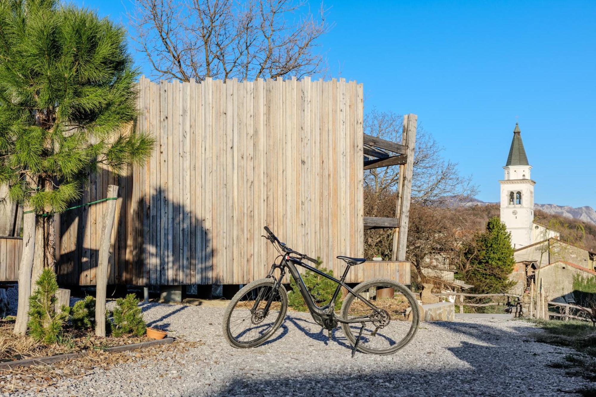 Panorama Glamping Vipavska Dolina Apartment Dobravlje ภายนอก รูปภาพ